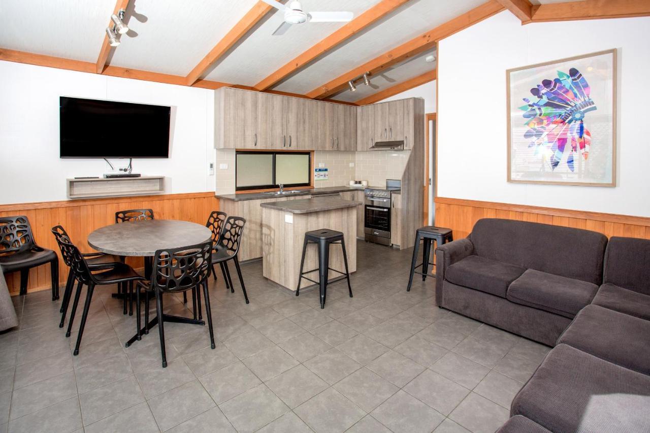 Big4 Melbourne Holiday Park Extérieur photo